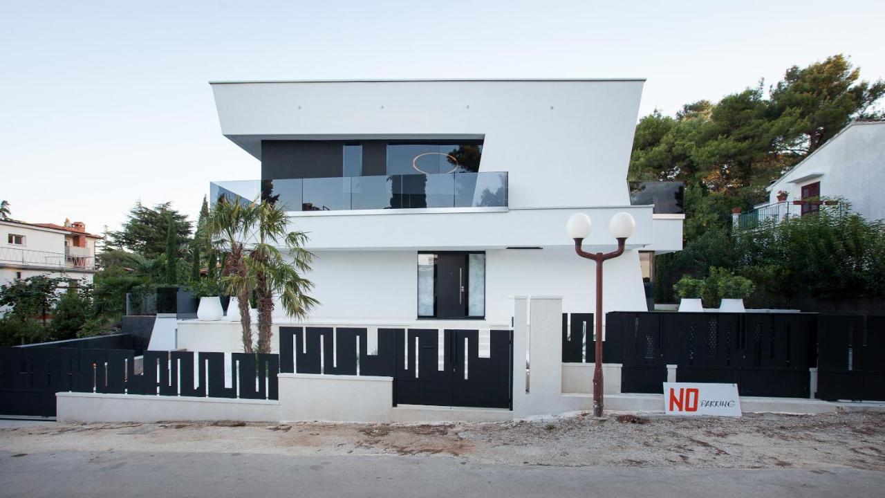 Chic 4 Bedrooms Istrian Star Close To Centre Private Heated Pool Rovinj