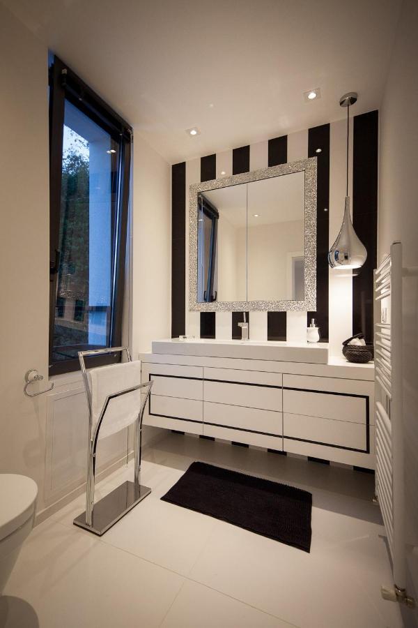 Chic 4 Bedrooms Istrian Star Close To Centre Private Heated Pool *