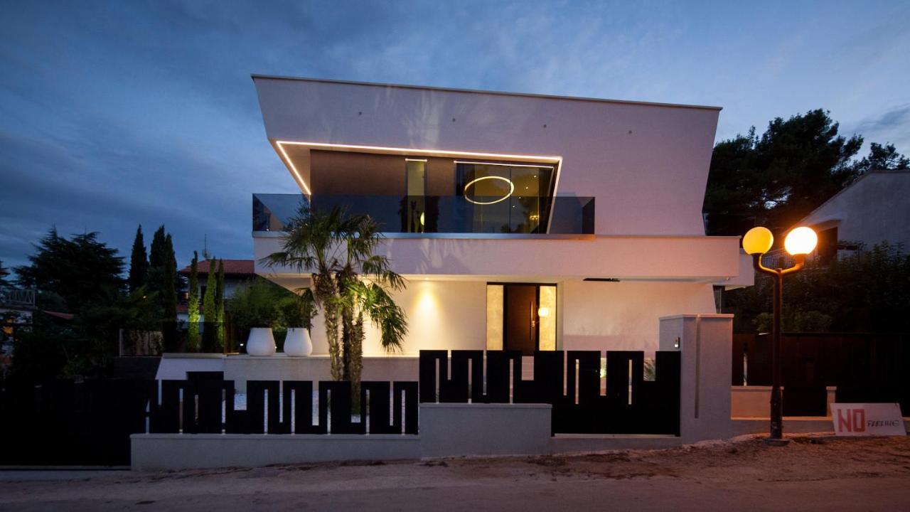 Chic 4 Bedrooms Istrian Star Close To Centre Private Heated Pool