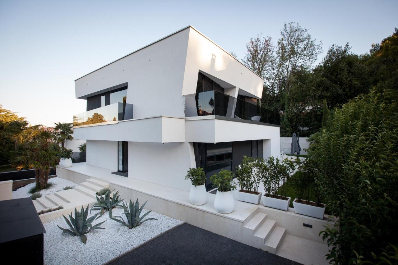 Chic 4 Bedrooms Istrian Star Close To Centre Private Heated Pool Rovinj